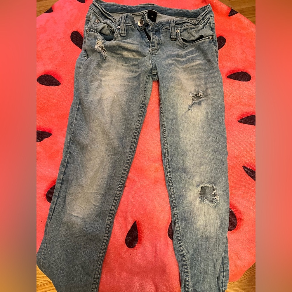 Jeans ๐ - Picture 3 of 16